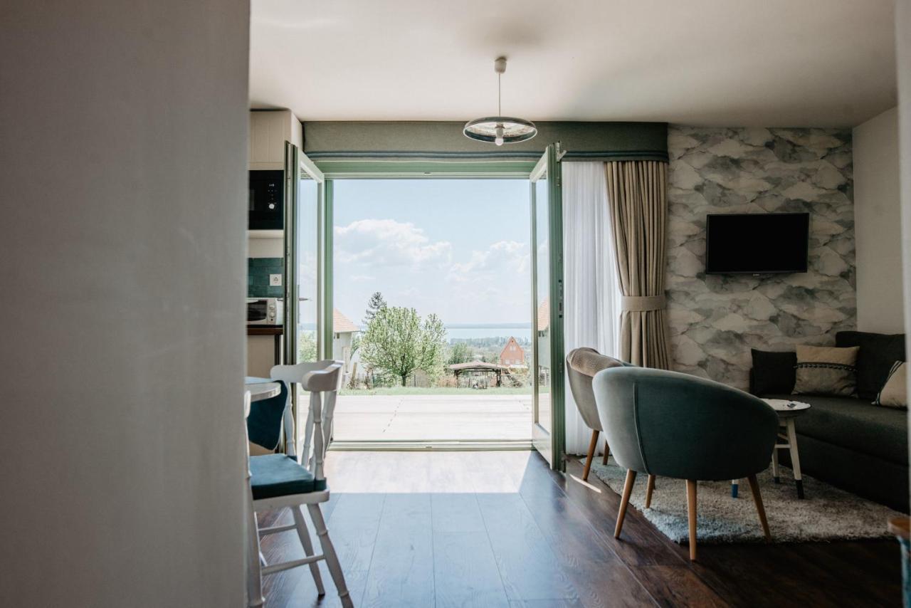 Cukormadar Vendeghaz Lovas Villa Luaran gambar